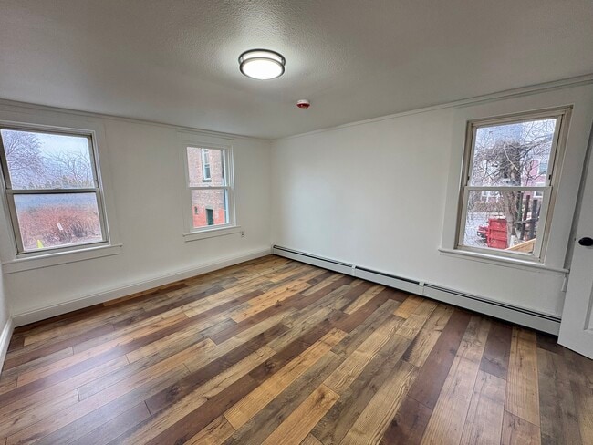 Building Photo - 1 Clermont Ln