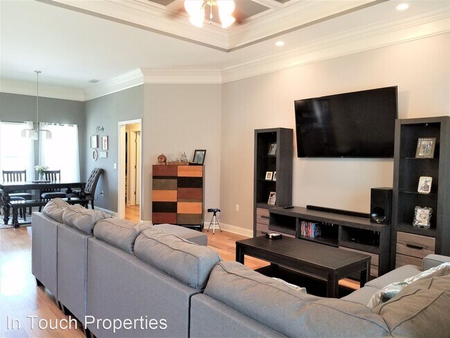 Building Photo - 4 br, 2 bath House - 4045 APPLECROSS RD