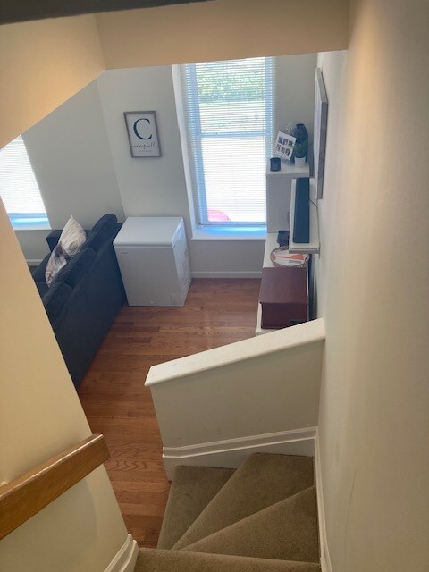 Building Photo - 2336 S 9th St