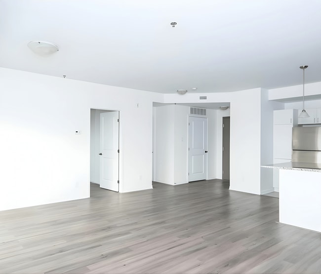 Building Photo - 151 Greenbank Road
