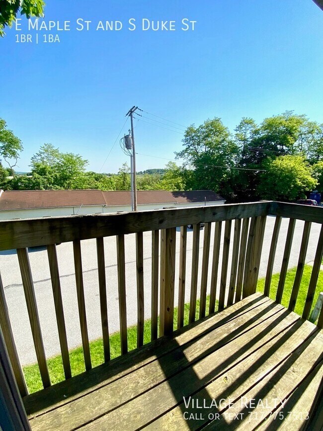 Building Photo - Few steps! Cozy Dallastown 1-Bed apartment...