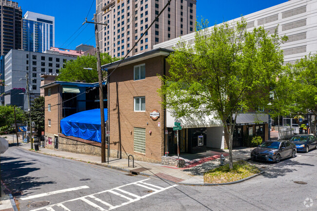 Building Photo - Crescent Apartments