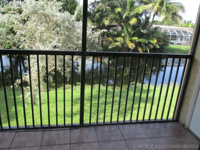Foto del edificio - 9389 NW 1st Ct