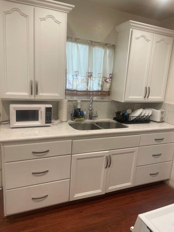 Foto del edificio - 13011 Paxton St