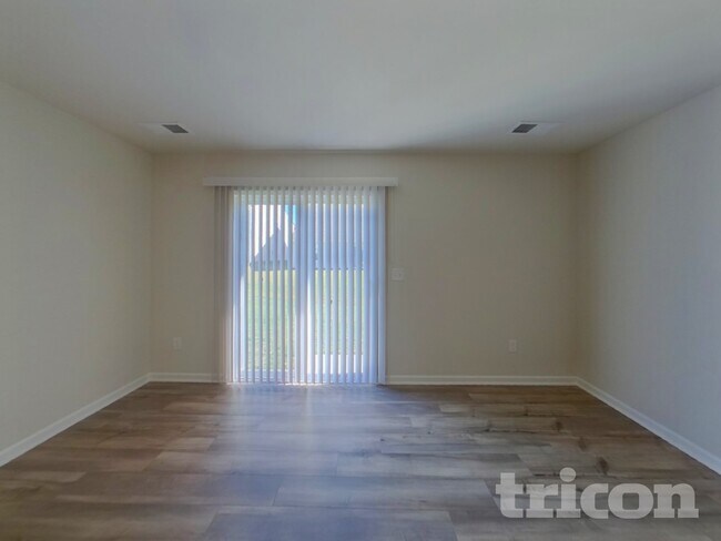 Foto del edificio - 4018 Rustling Grass Trl