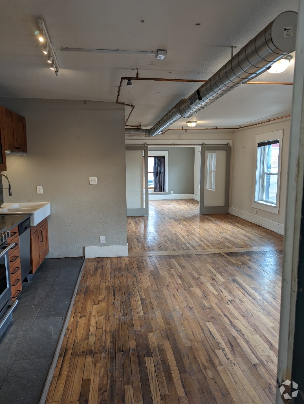 Union Avenue Historic District Apartments for Rent with Utilities