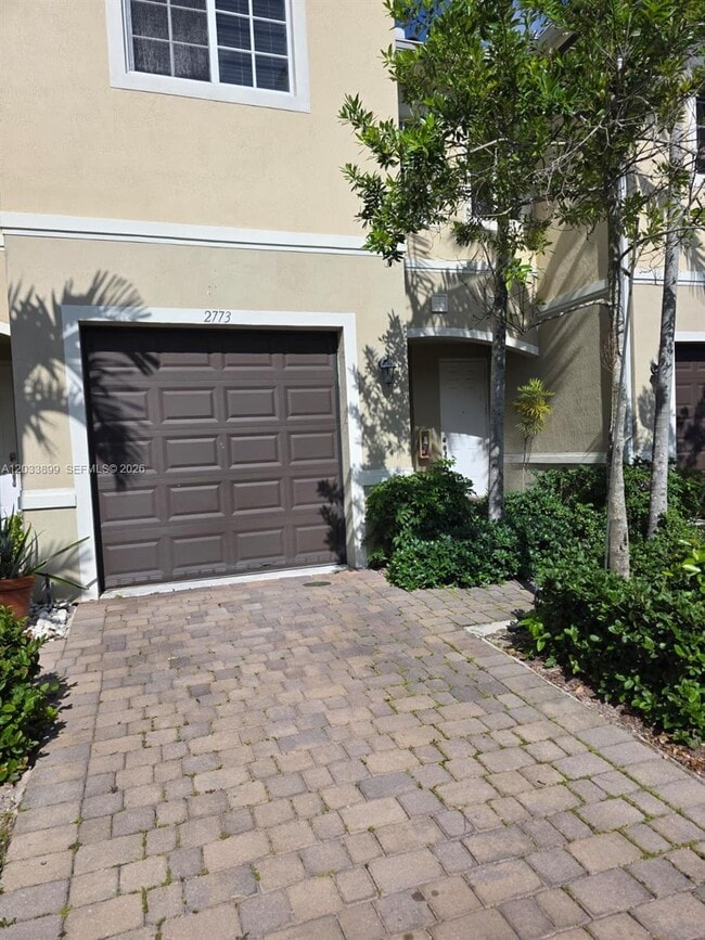 Building Photo - 2765 SW 81st Terrace