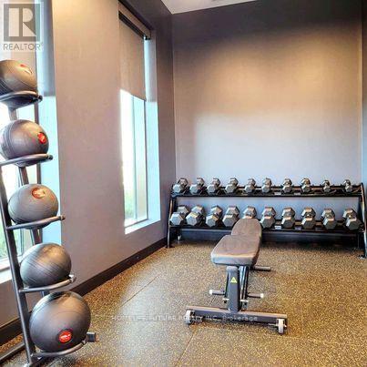 Photo du bâtiment - 2550 Simcoe St N