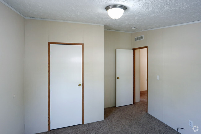 Bedroom - Woodside Terrace