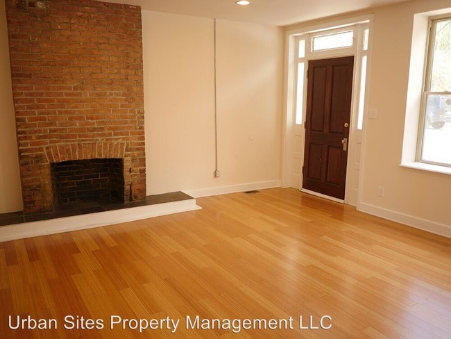 Building Photo - 109 Mulberry St