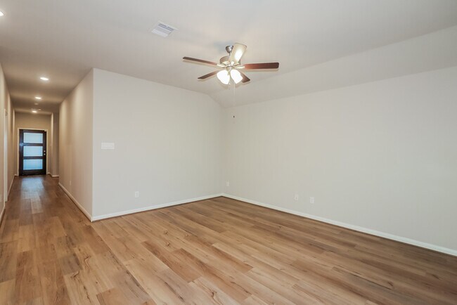 Foto del edificio - 1022 Modesto Dr