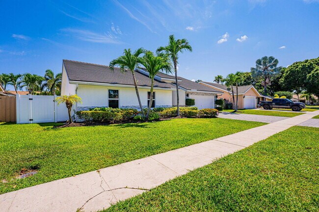 Foto del edificio - 436 Sequoia Ln