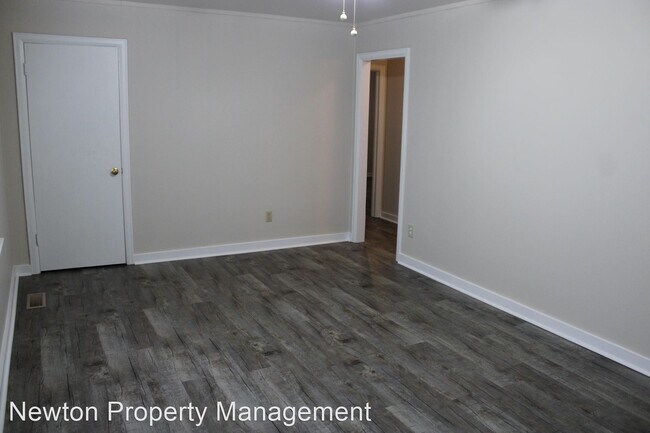 Building Photo - 2 br, 1 bath House - 131 Coffman Circle