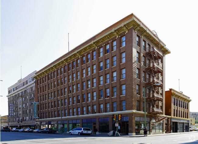 Building Photo - Calcasieu Apartments