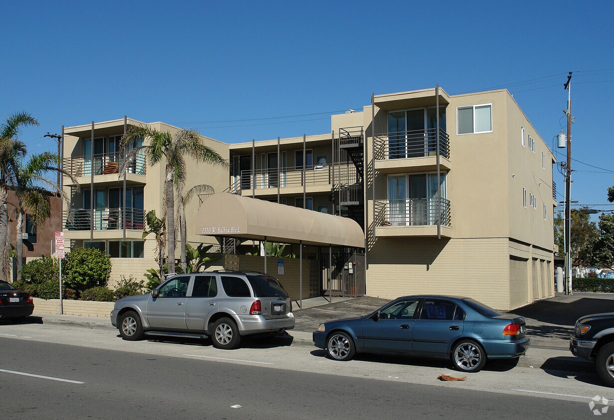 Foto principal - 1510 W Balboa Blvd