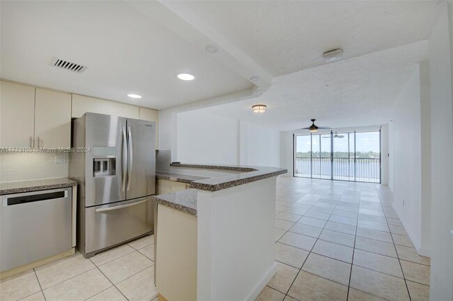 Foto del edificio - 2 bedroom in Miami FL 33179