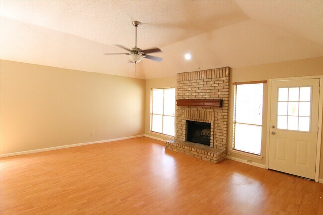 Foto del edificio - 3118 Settlers Way Blvd
