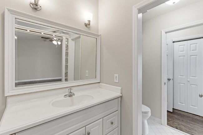 Foto del edificio - 3017 Casa Dr