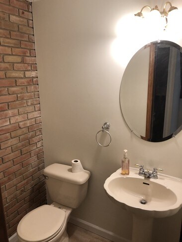 Foto del edificio - 3850 Sawbridge Dr