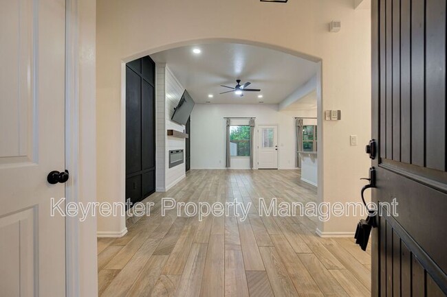 Foto del edificio - 5760 Alder Ave