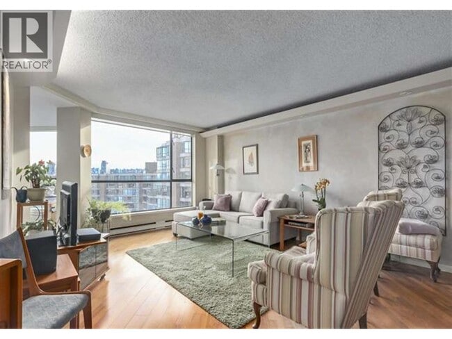 Building Photo - 1450 Pennyfarthing Dr