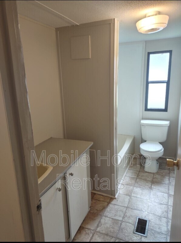 Building Photo - 2737 Dove Ln