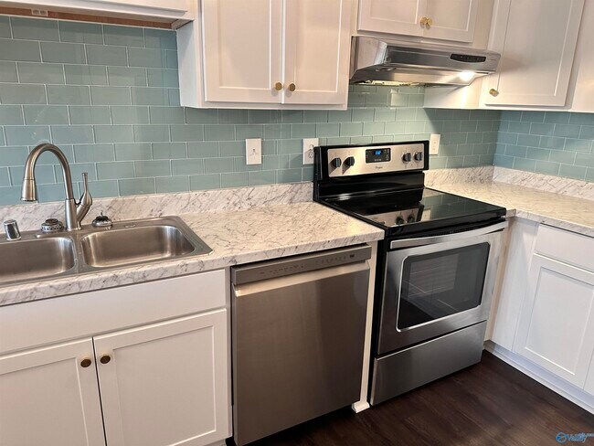 Foto del edificio - 2136 Belle Grove Dr SW