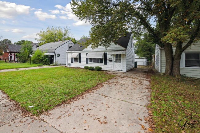 Building Photo - 3 Bedroom Bungalow in Eastpointe