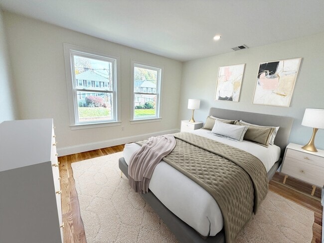 Foto del edificio - 28 Pitcher Ave