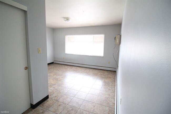 Foto del edificio - 356 E Duncan St