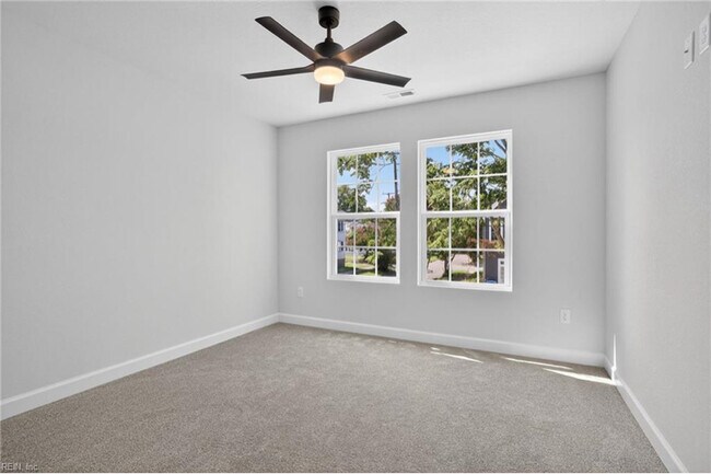 Foto del edificio - 701 W 29th St