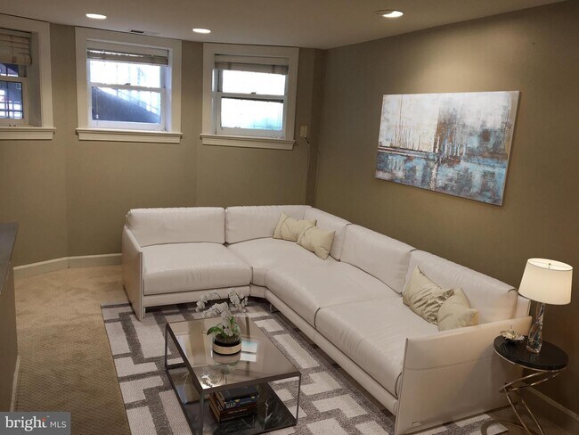 Foto del edificio - 1630 19th St NW