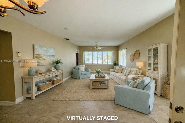 Building Photo - 1323 Bayshore Dr