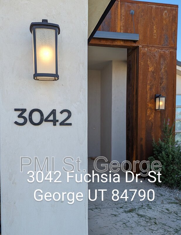 Building Photo - 3042 Fuchsia Dr
