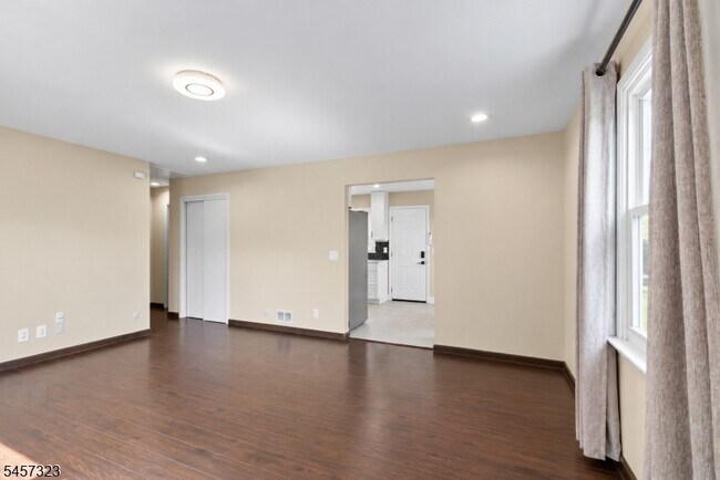 Foto del edificio - 58 Jardine Rd