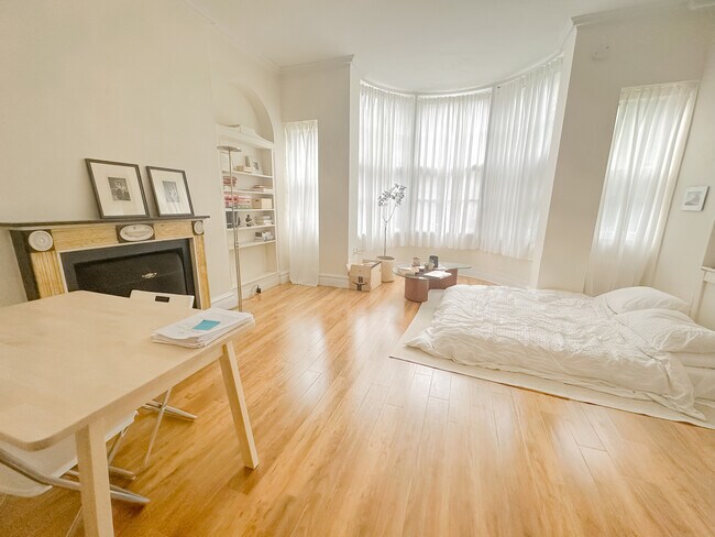 Foto del edificio - 228 Beacon St