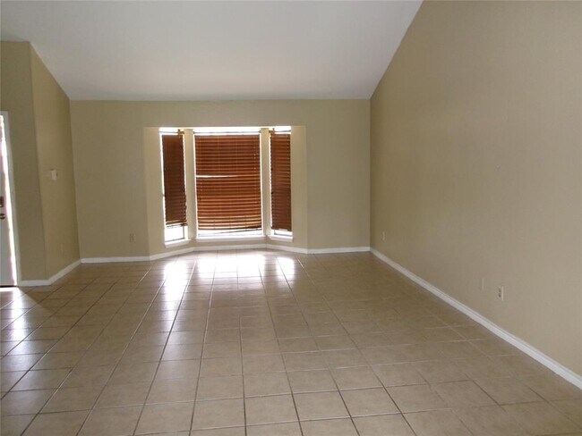 Foto del edificio - 16315 Morning Quail Ct