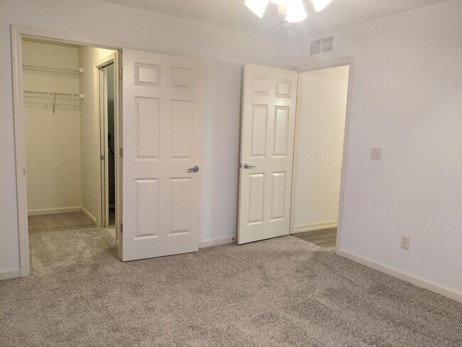 Foto del edificio - 710 Iaa Dr