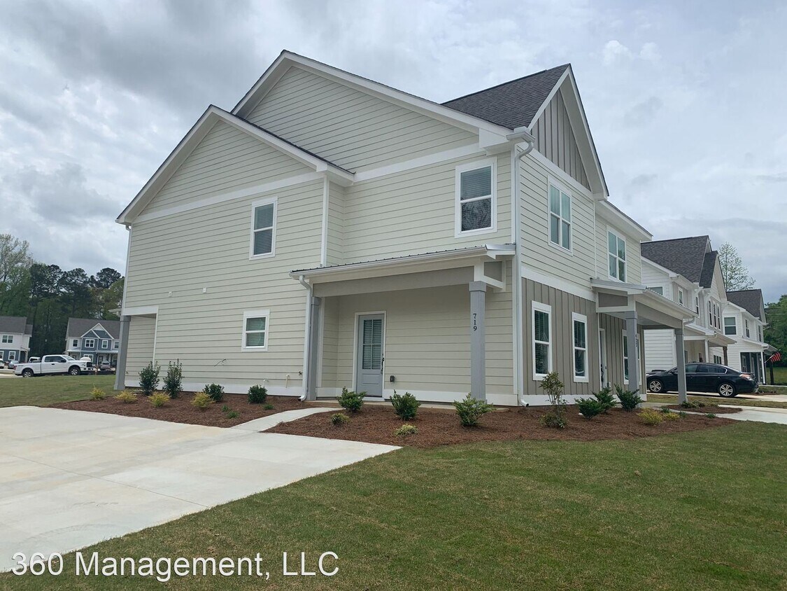 Foto principal - 4 br, 4.5 bath House - 719 Northern Village