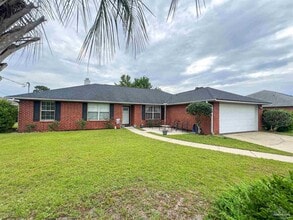 Building Photo - 8036 Grand Bahama Dr