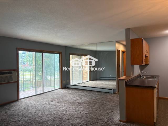 Foto del edificio - 9147 Olson Mem Hwy