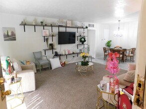 Building Photo - 3131 Cummins St