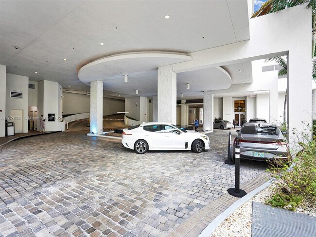 Foto del edificio - 1050 Brickell Ave