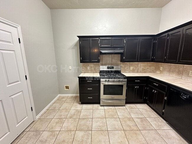 Photo - 4905 SE 55th St House