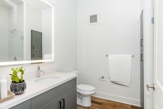 Interior Photo - Onyx Uptown PHX