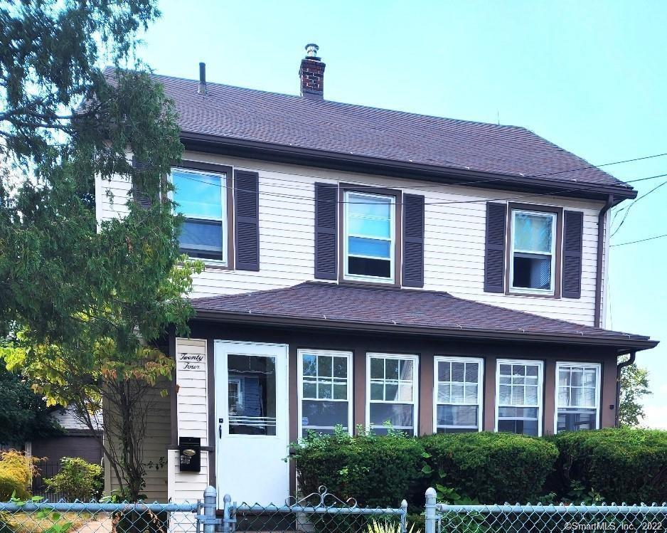 Primary Photo - 24 Moore St