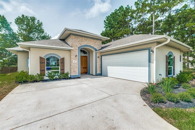 Building Photo - 144 Monterrey Rd W