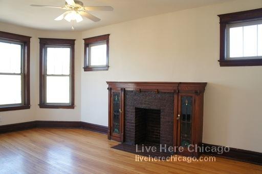 Building Photo - 2453 N Milwaukee Ave