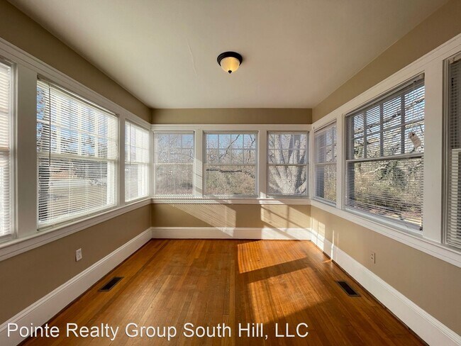 Foto del edificio - 2 br, 1 bath House - 511 Piney Pond Rd
