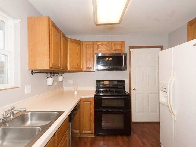 Foto del edificio - 2427 Poplar St